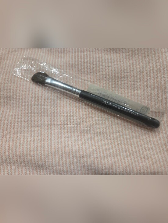 Bare Escentuals Other - Bare Escentuals Eyeshadow Brush - Black Handle, Silver Ferrule